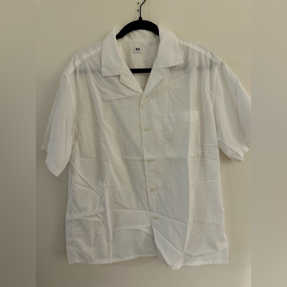 Uniqlo White Short Sleeve Button Down